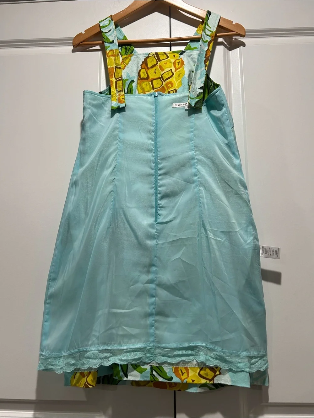 Trina Turk Pineapple Dress Turquoise Yellow Sundress
Adjustable Straps Size4 - Picture 10 of 10